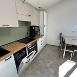 Vicino דירה